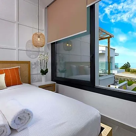 Nisea Hotel 4*